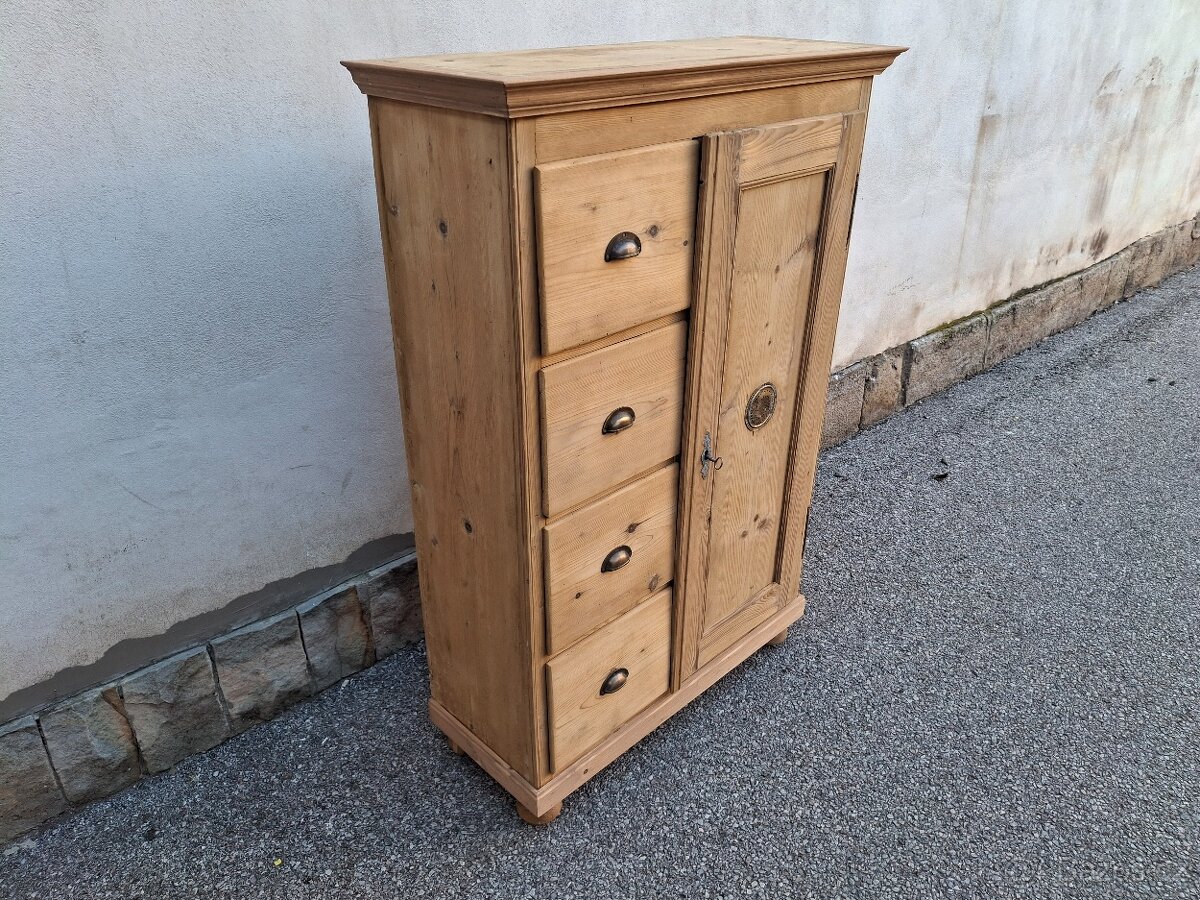 STAROŽITNÁ CHLEBOVKA PO ODBORNÉ RENOVACI - 4