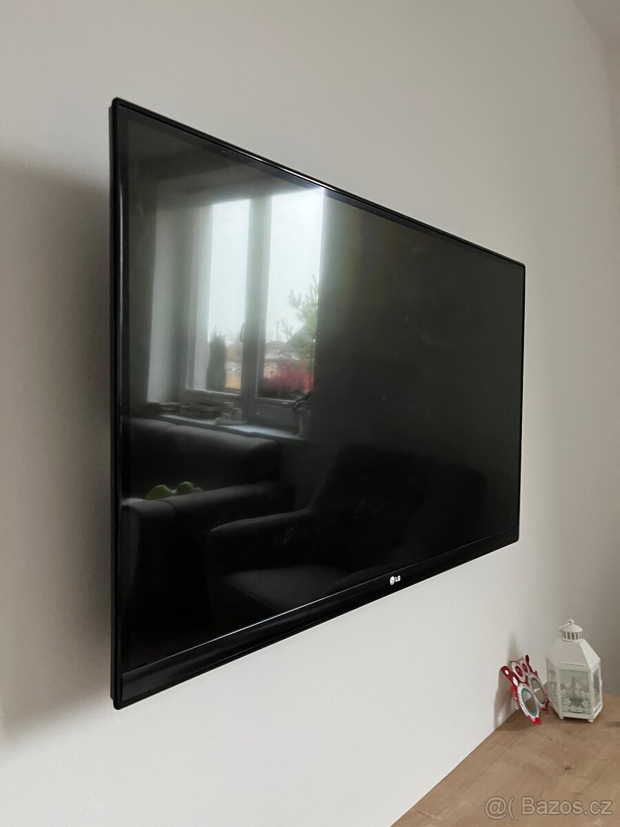 Televize LG 42LM640S (3D) - 4