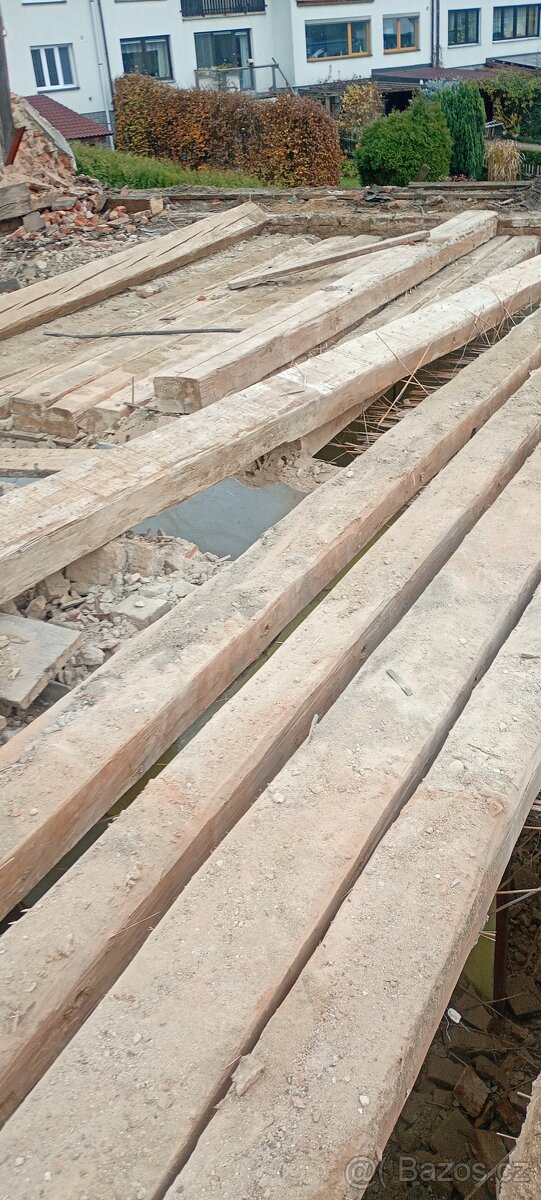 Staré trámy a rozeberem staré objekty - 4