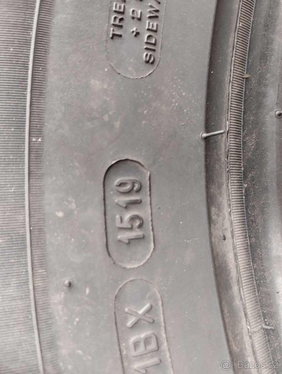 Michelin 215/65 R17 DOT1519 - 4