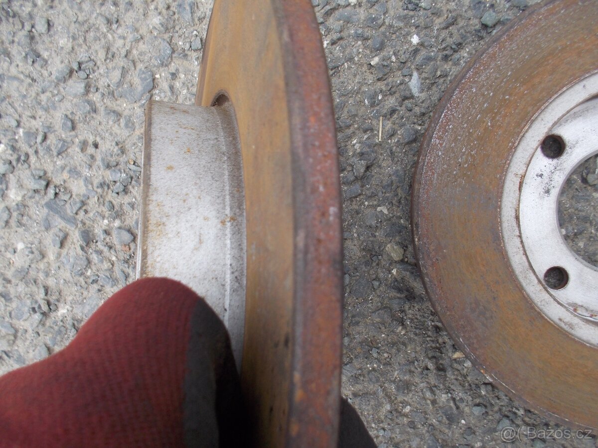 Brzdové kotouče a destičky Peugeot 307, Citroën C4 - 4