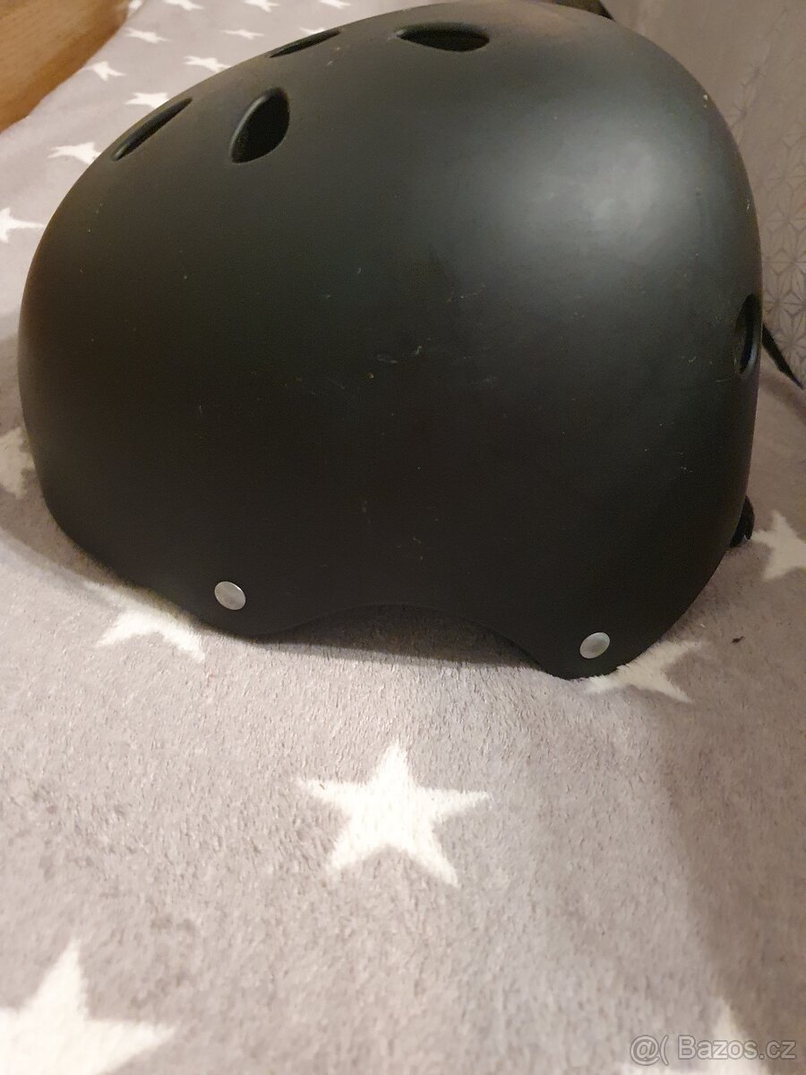 Helma a lyžařské brýle - 4