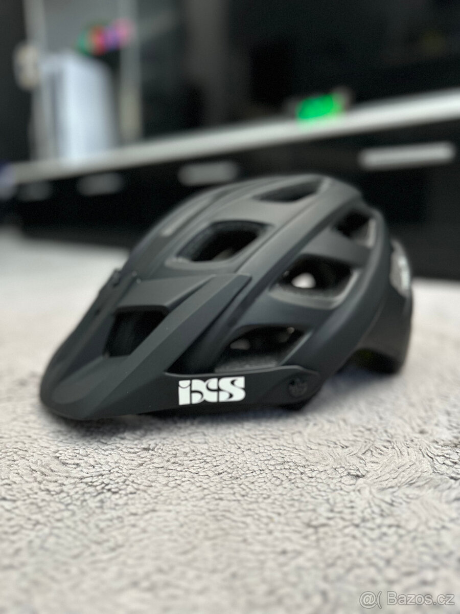 Prodám novou Enduro-Trail přilbu IXS Trail RS - 4