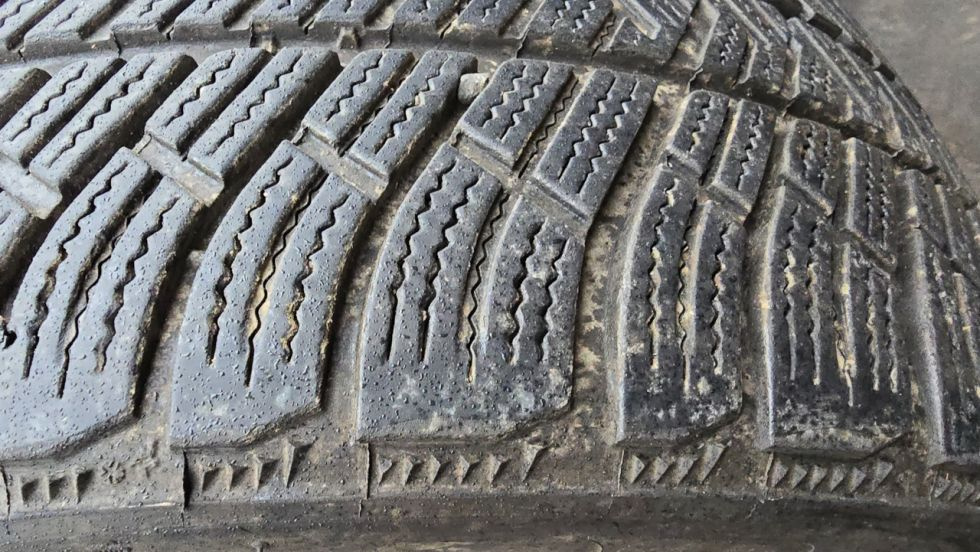 Zimní pneumatika 245/35/20 Michelin - 4