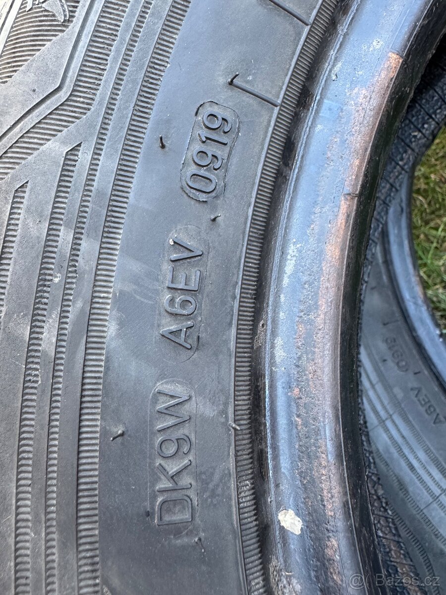 Celoroční pneu - 4