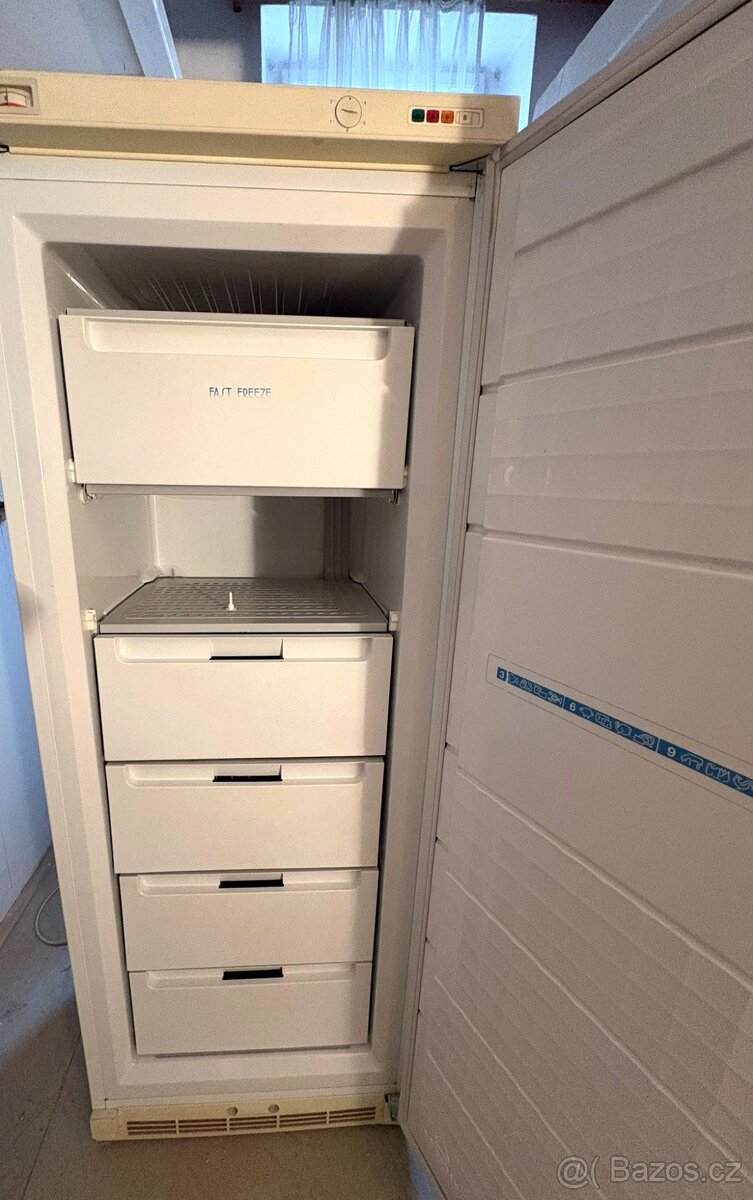 Zachovalá mraznička - 4