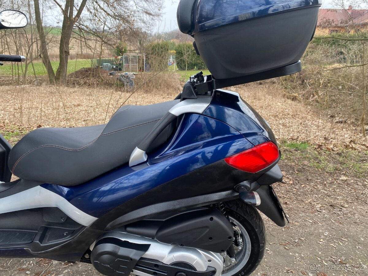 Piaggio MP3 400 LT - 4