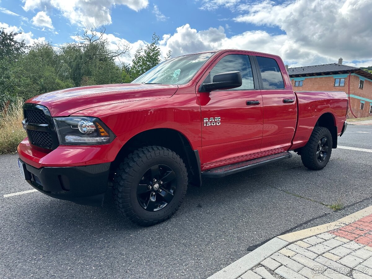 Dodge Ram ECO 4.7 V8 flex fuel,najeto: 192tis.km, rok: 2013