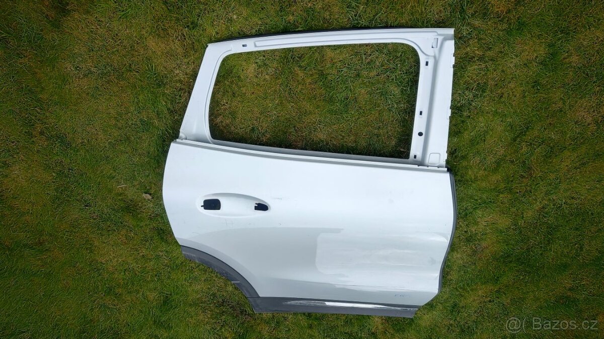 Mercedes GLA EQA H247 H243 A247 W247 2019- zadní pravé dveře - 4