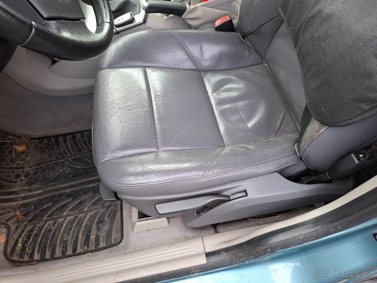 Volvo S40II 1.6D 80Kw - 4