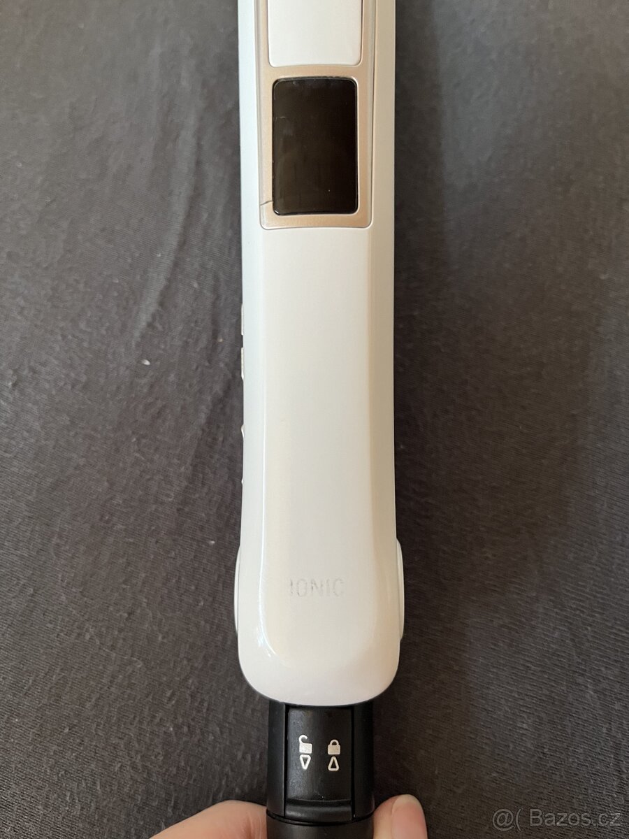 Rowenta žehlička na vlasy - 4