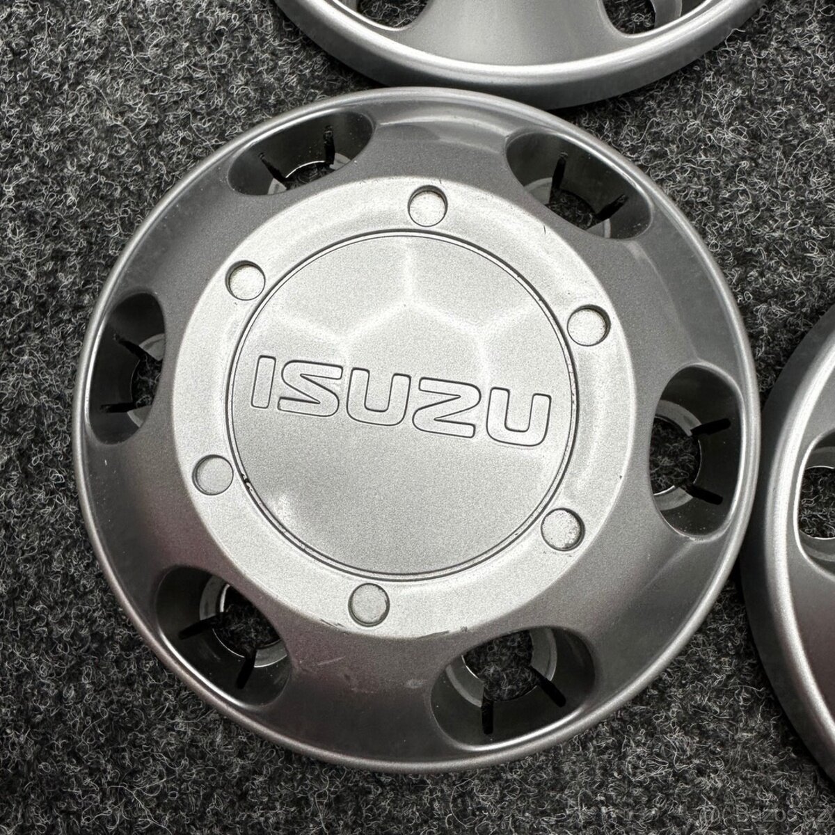 Poklice Isuzu D-Max 2 6x139,7 - 4