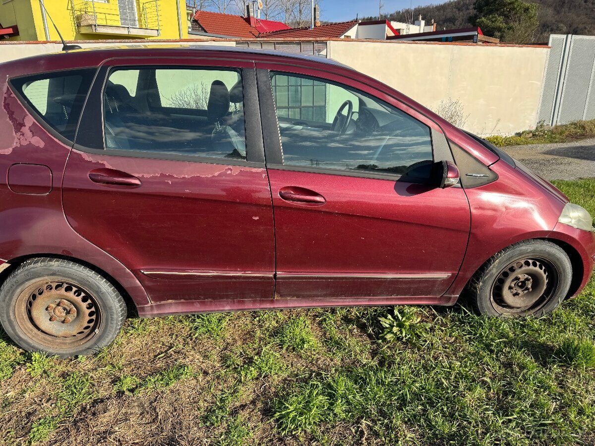 Mercedes-Benz A160 - 4