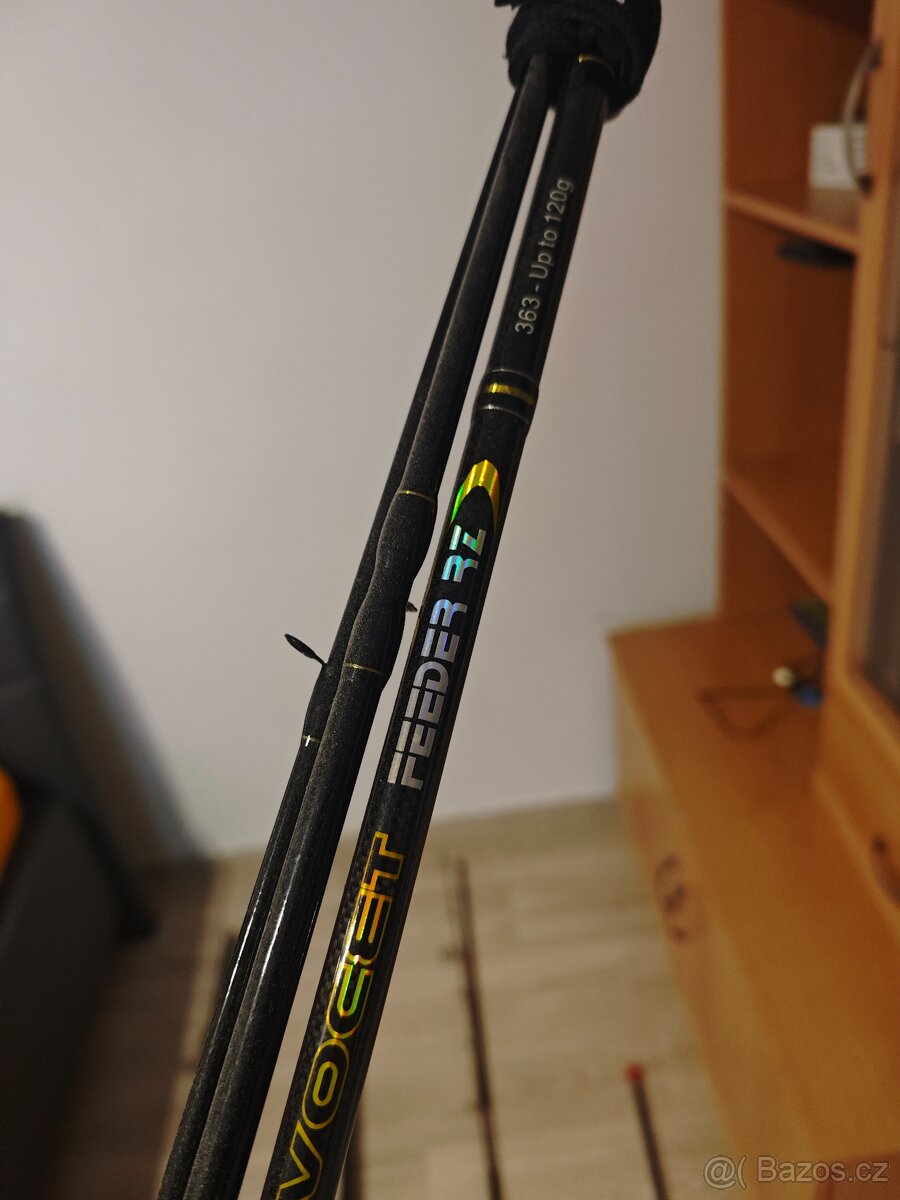 Rybářské vybavení plus pruty a navijáky. - 4