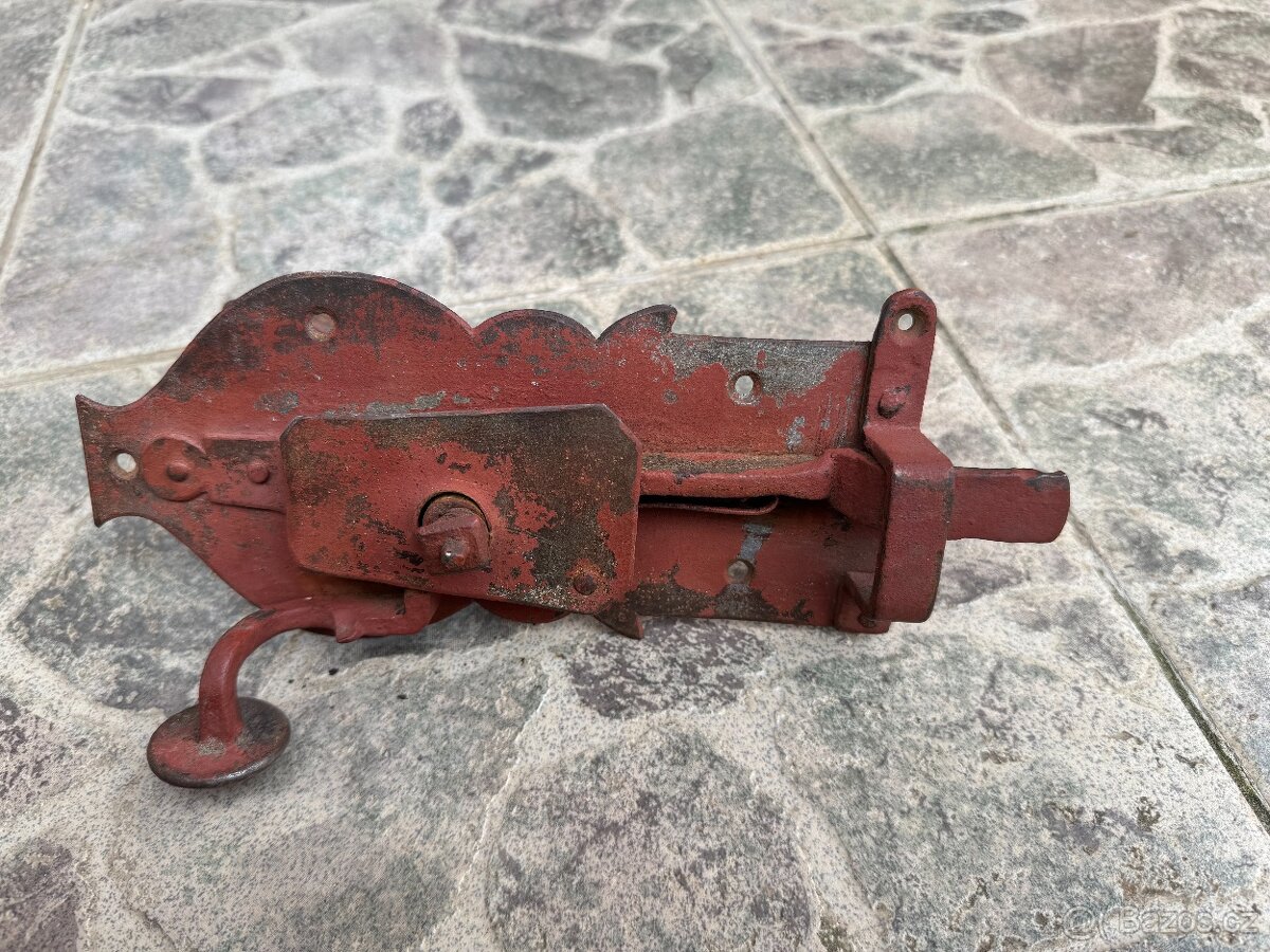 Velmi starý dveřní zámek - 4