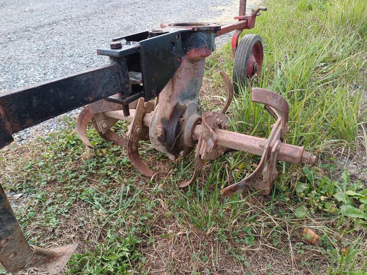 Rotavátor Vari AKY-357 - 4