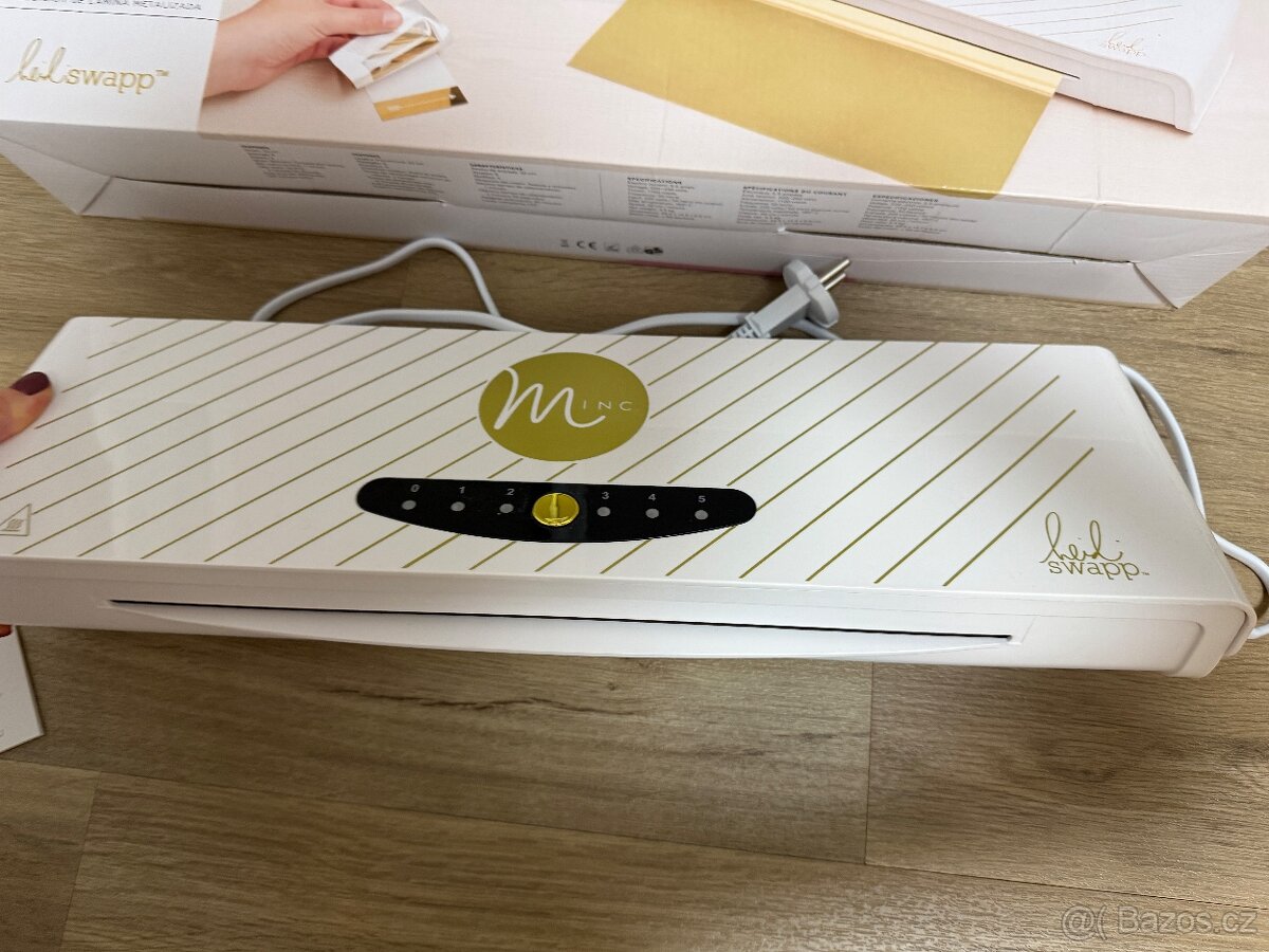 Laminátor folií MINC Heidi Swapp - 4