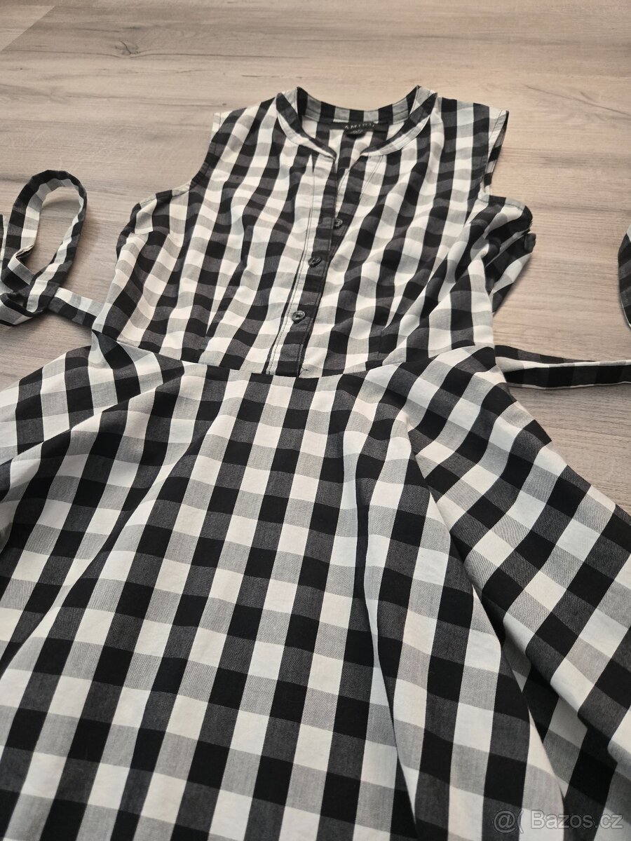 Kostkované letní šaty zn. Amisu - 4