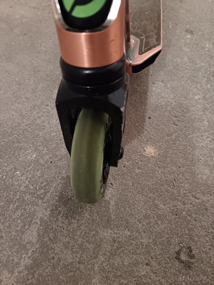 Koloběžka Oxelo z Decathlonu - 4