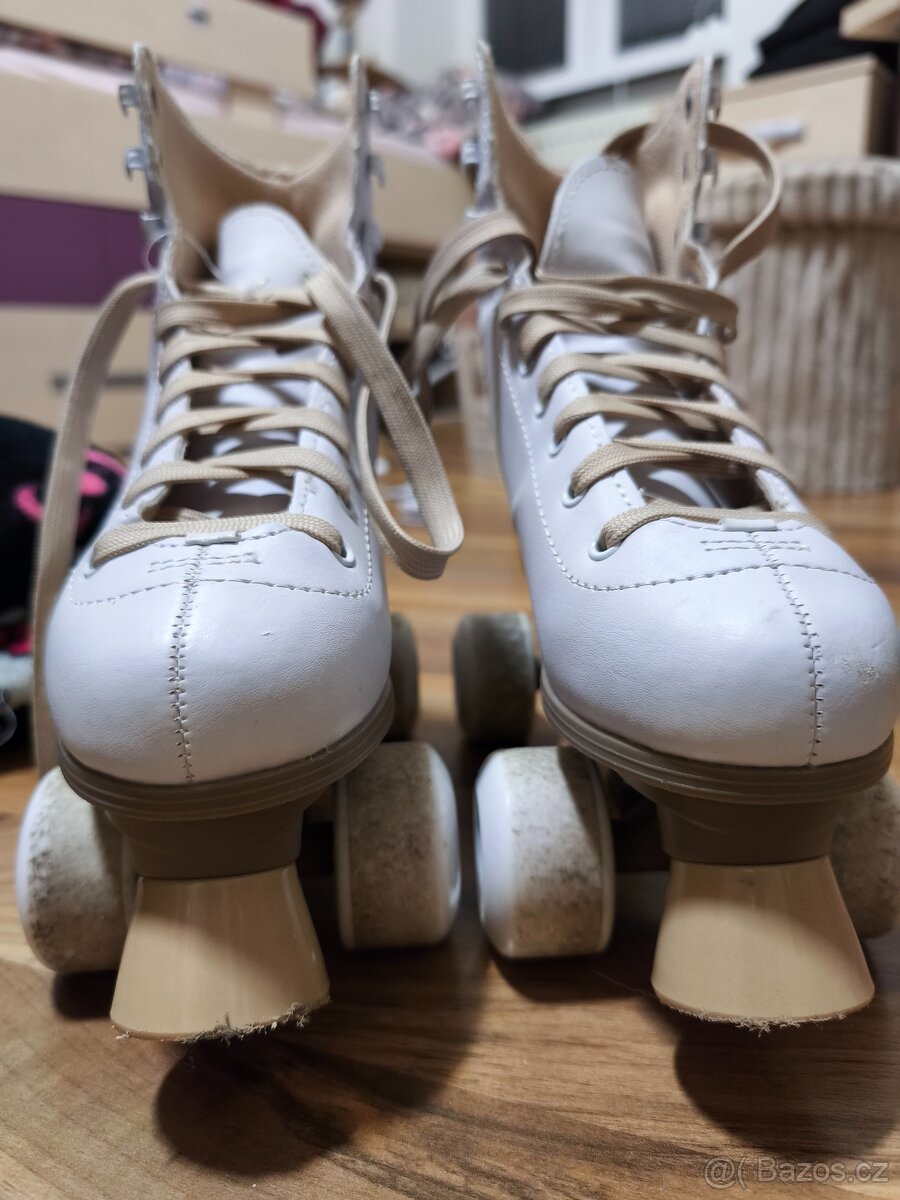 Kolečkové brusle - 4
