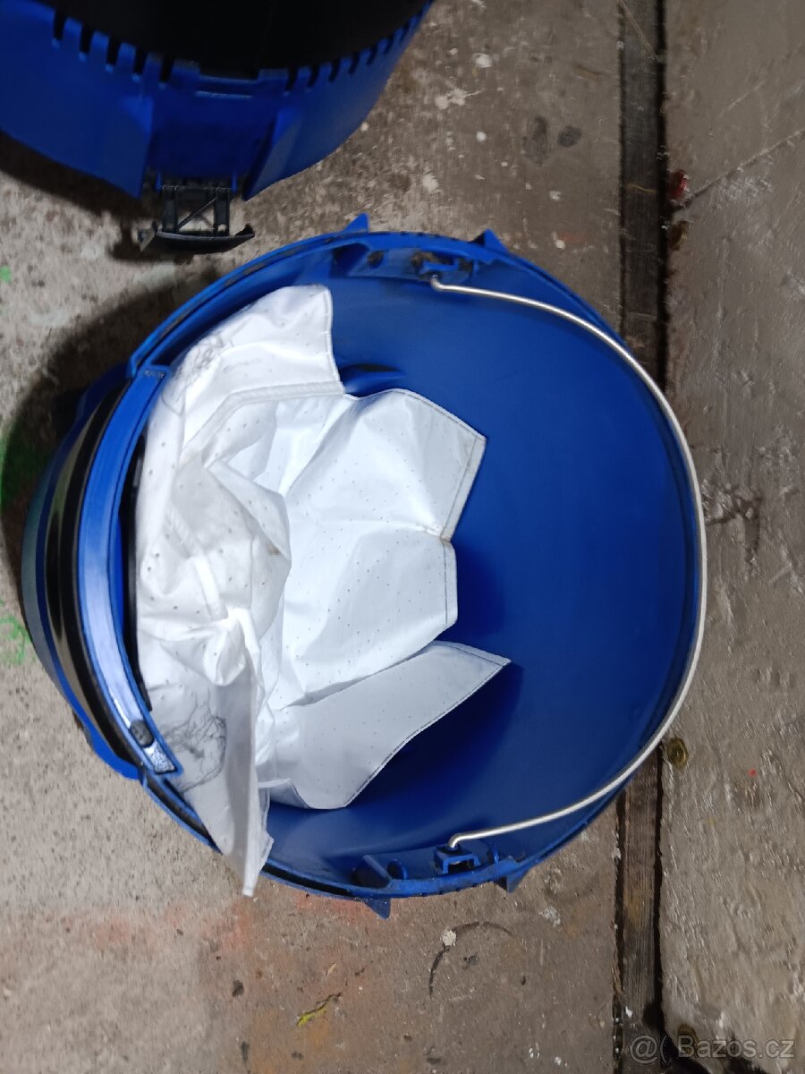 Vysavač mokro/suchý - 4