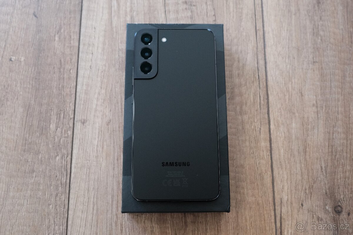 Samsung S22+ (8/128GB) - 4