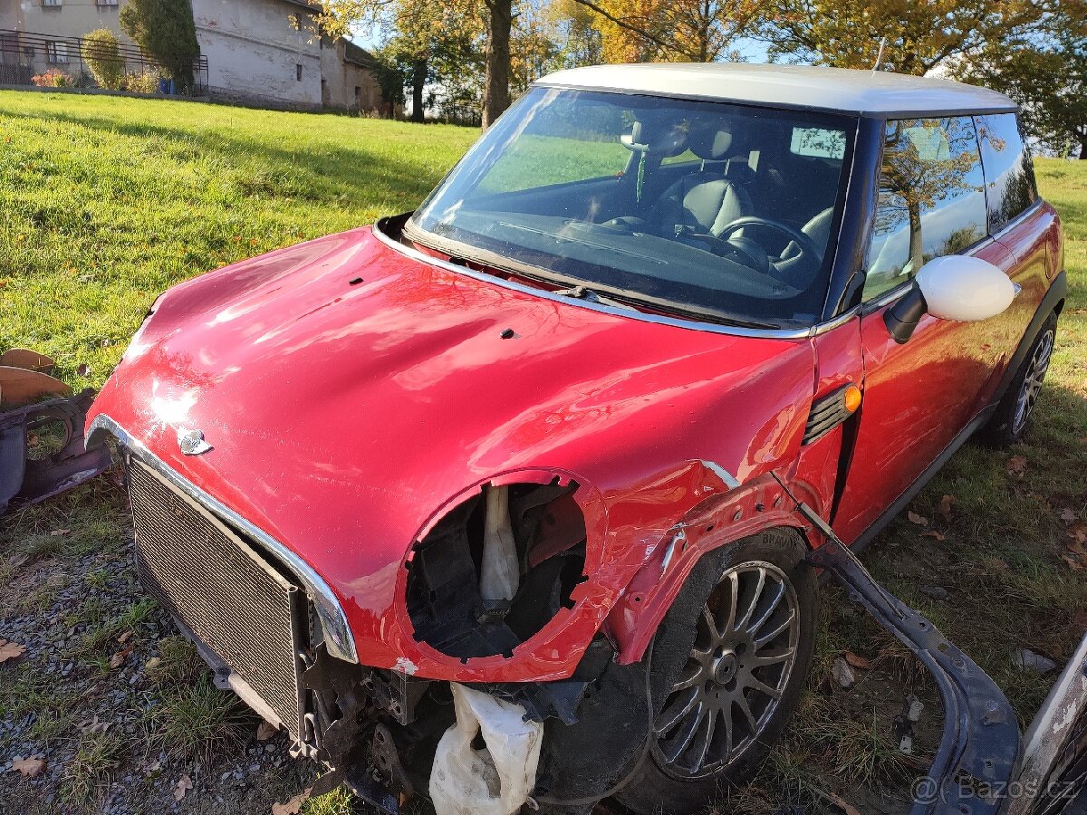 Mini Cooper 2007 na díly - 4