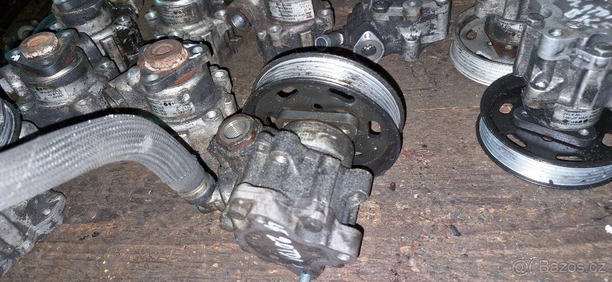 Servo cerpadlo Audi A6 4F 2.0 4f0145155e - 4