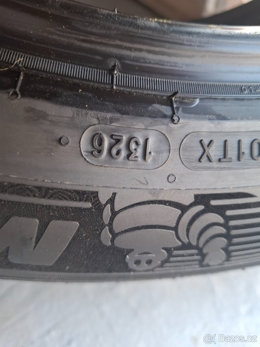 Michelin 225/50/R19 103V - 4