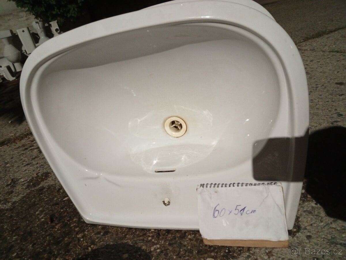 Umyvadla, bidety a WC - 4