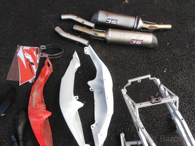 Aprilia tuono na nd - 4