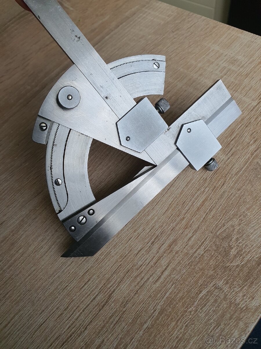 vernierův úhloměr 0-320' - 4