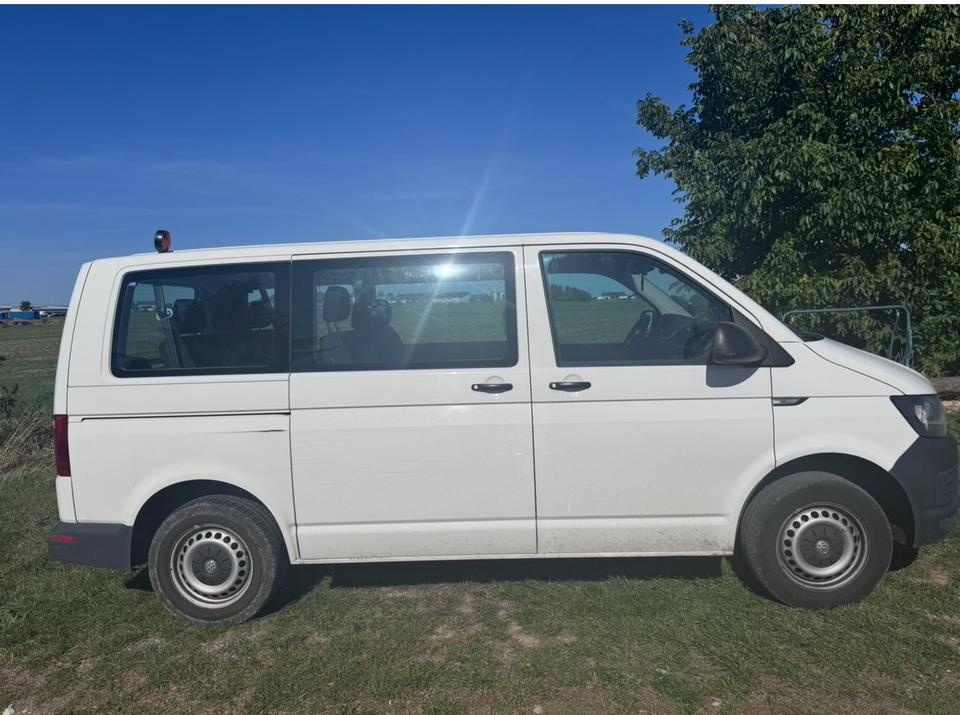 Volkswagen Transporter Caravelle T6 dovoz DE - 4
