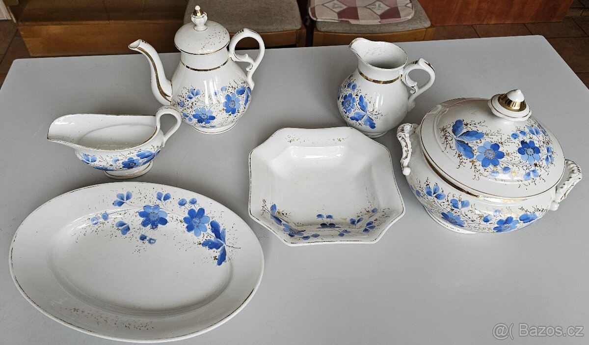 Torzo starého porcelánového jídelního servisu - 4