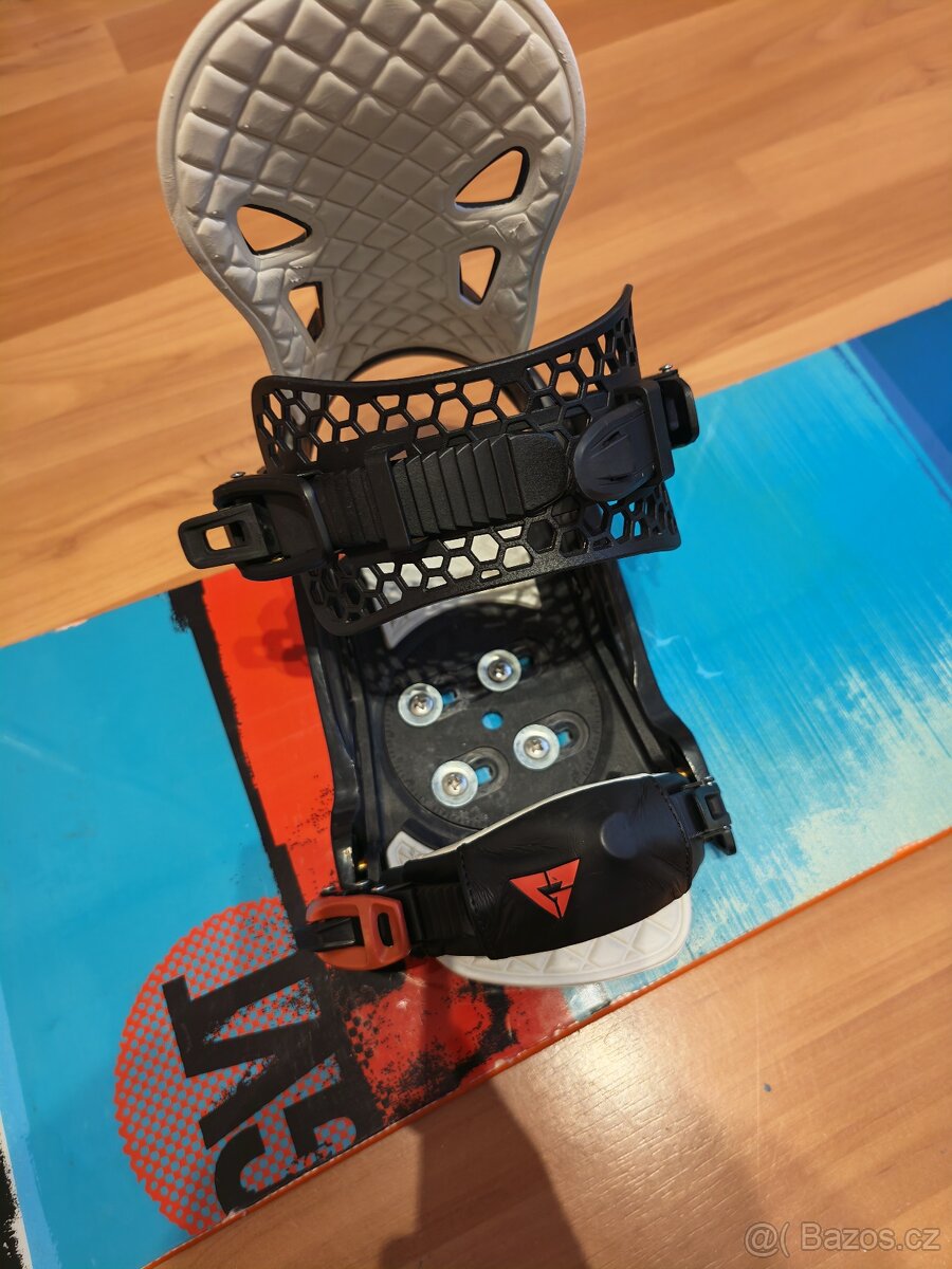 Snowboard s vázáním Gravity, délka 156cm - 4