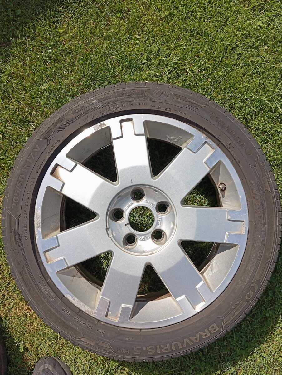 Kola 205/50 R17 Ford - 4