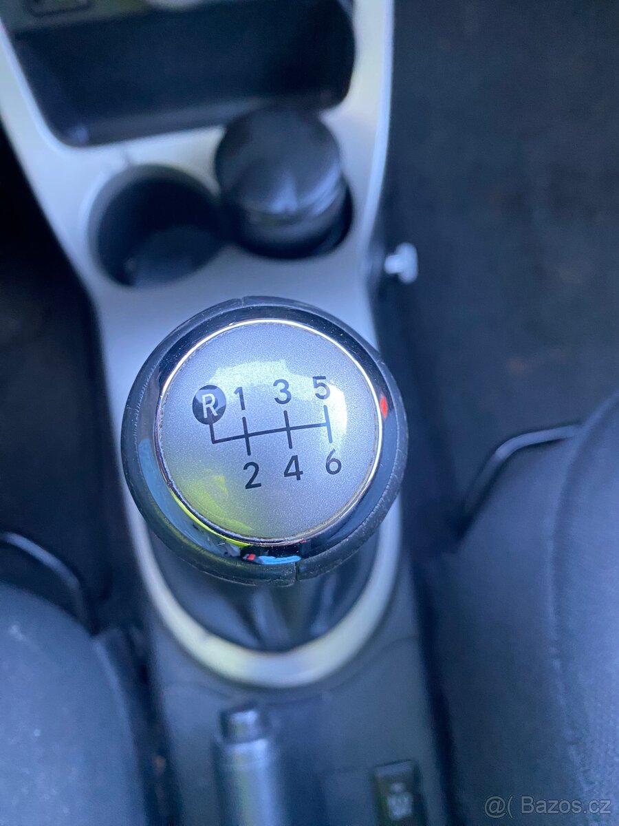 Toyota 1.3 vvt-i 74 kw - 4