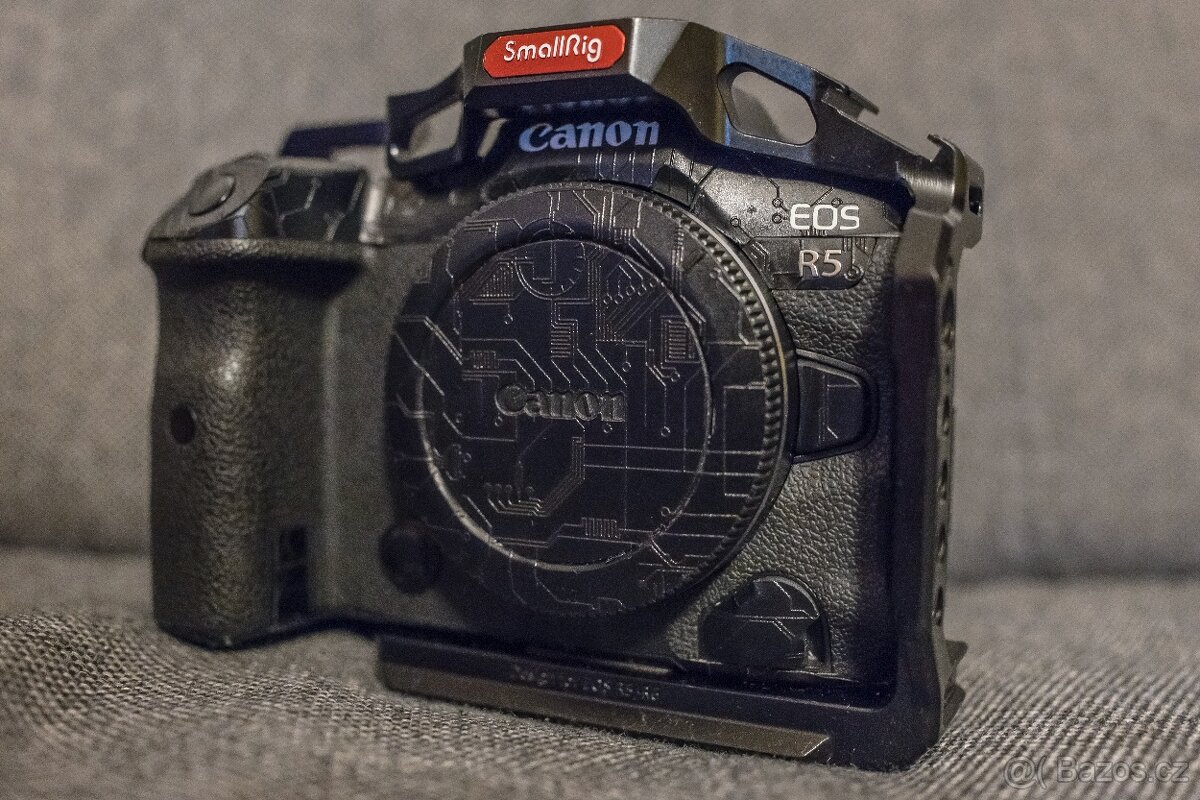 Canon EOS R5 + Smallrig klec - 4