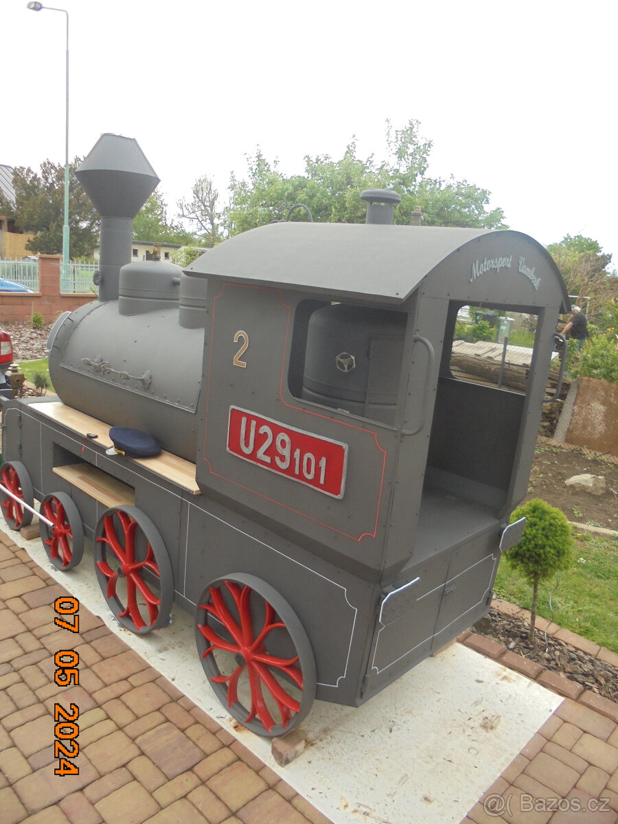 ZAHRADNí GRiL,UDíRNA - 4