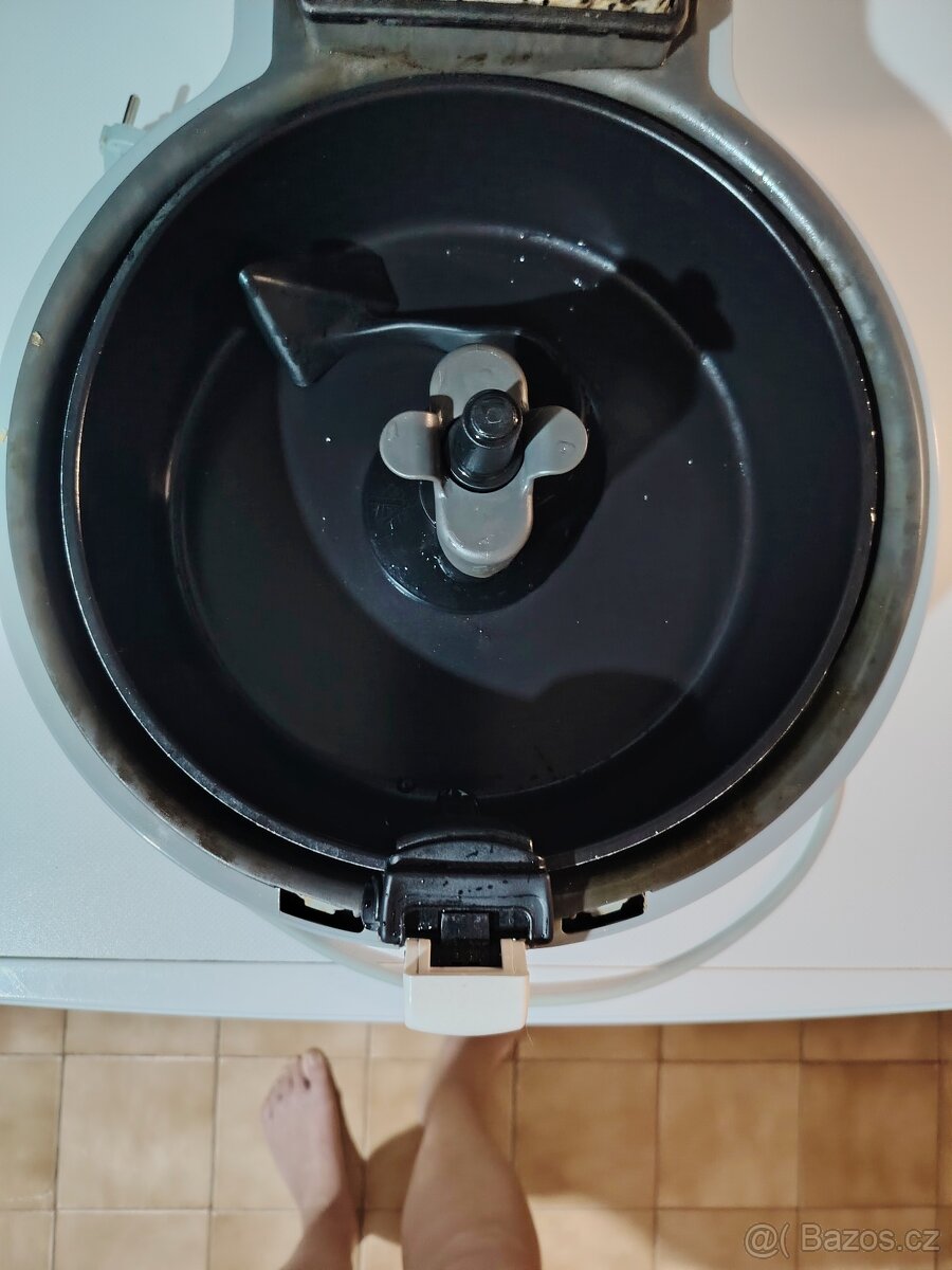 Horkovzdušná fritéza Tefal Actifry - 4