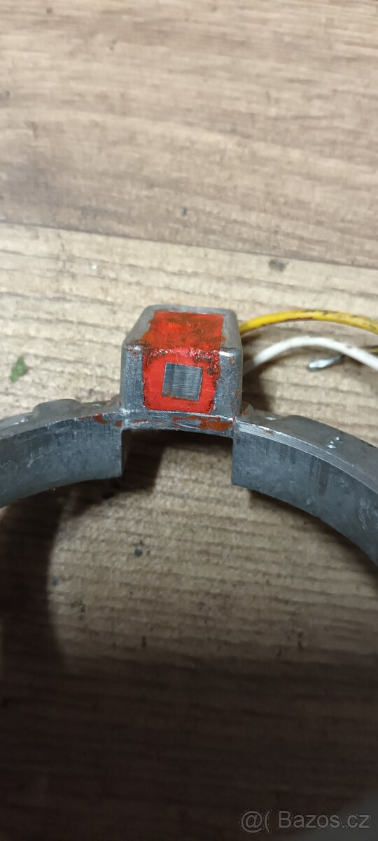 Babetta 210 - Nosič statoru Babetta se snímačem. - 4