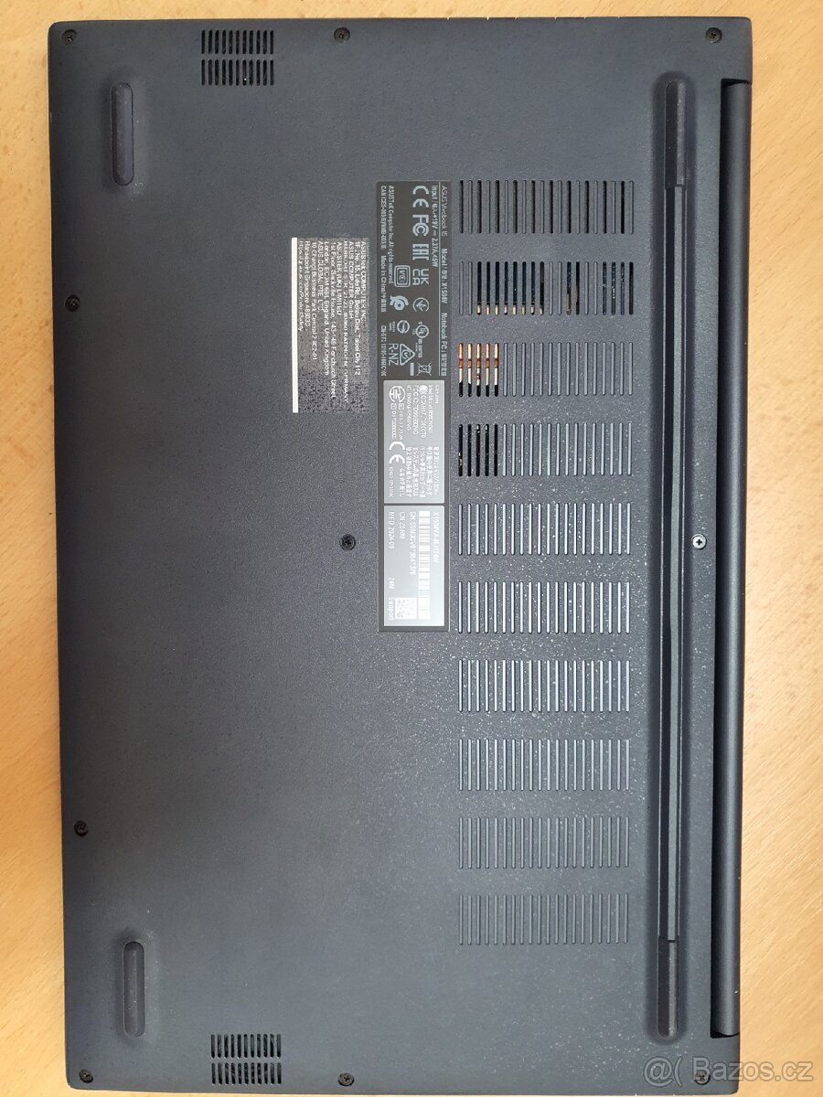 ASUS Vivobook X1504V - 4