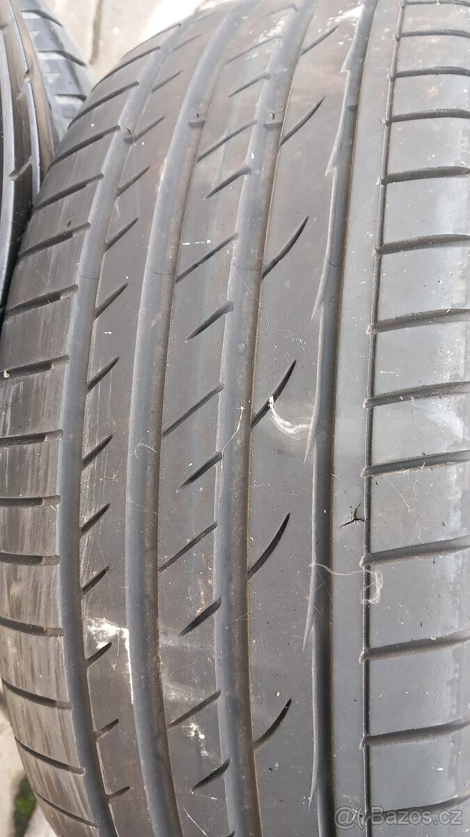 Prodám sadu letních pneu - 4