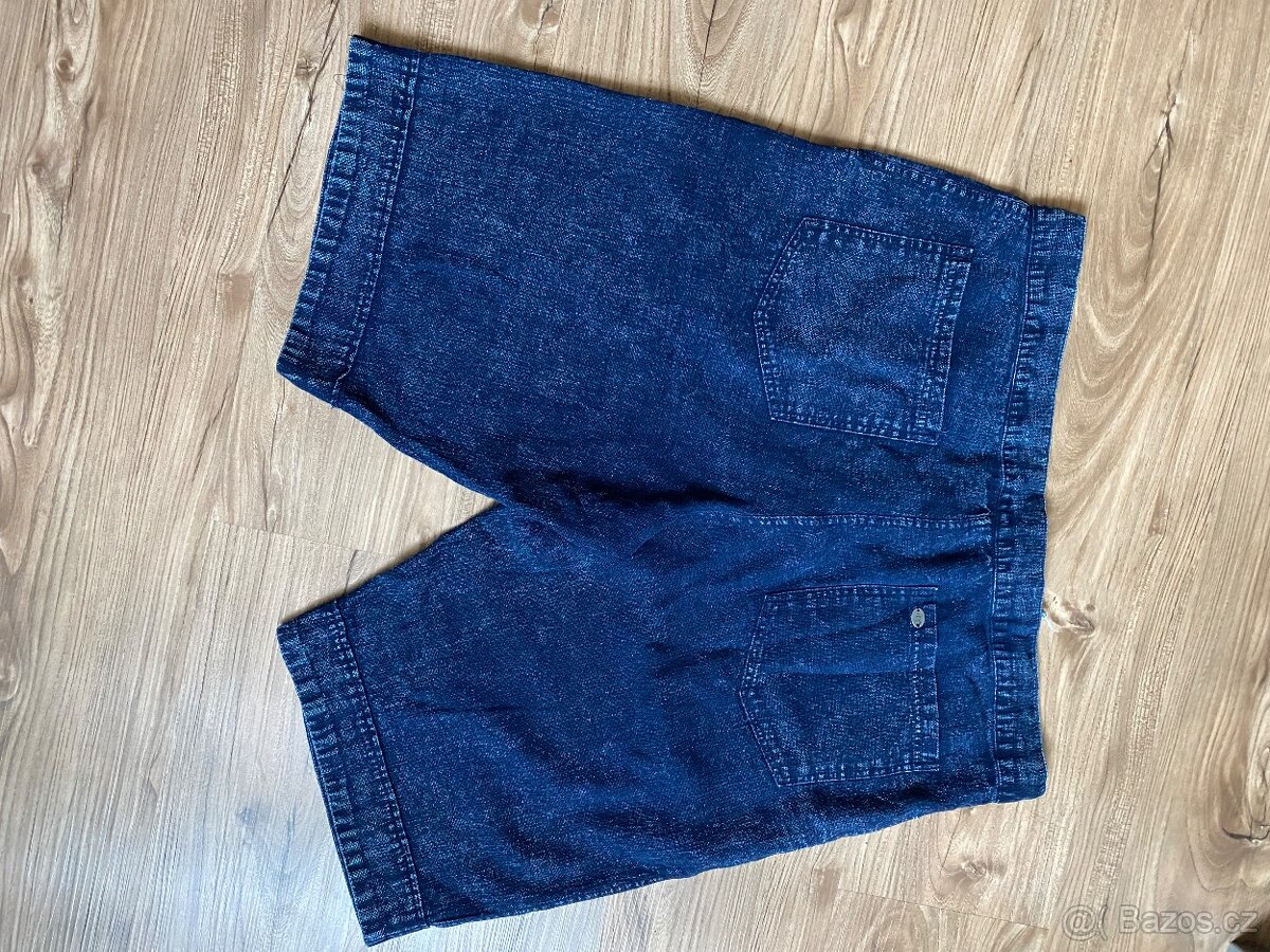 Dámské kalhoty ke kolenům vel. L - 4