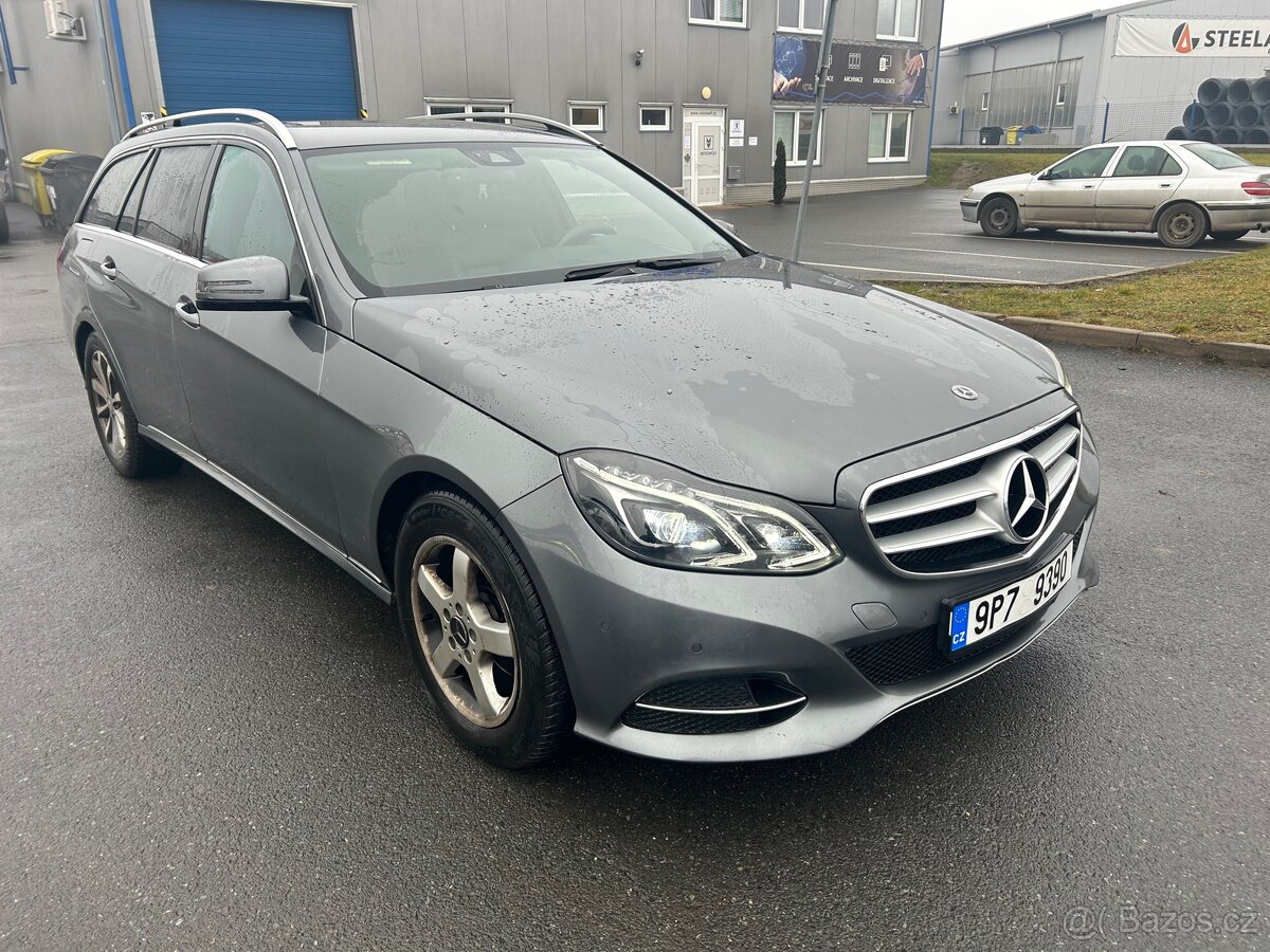 Mercedes w212 e220 - 4