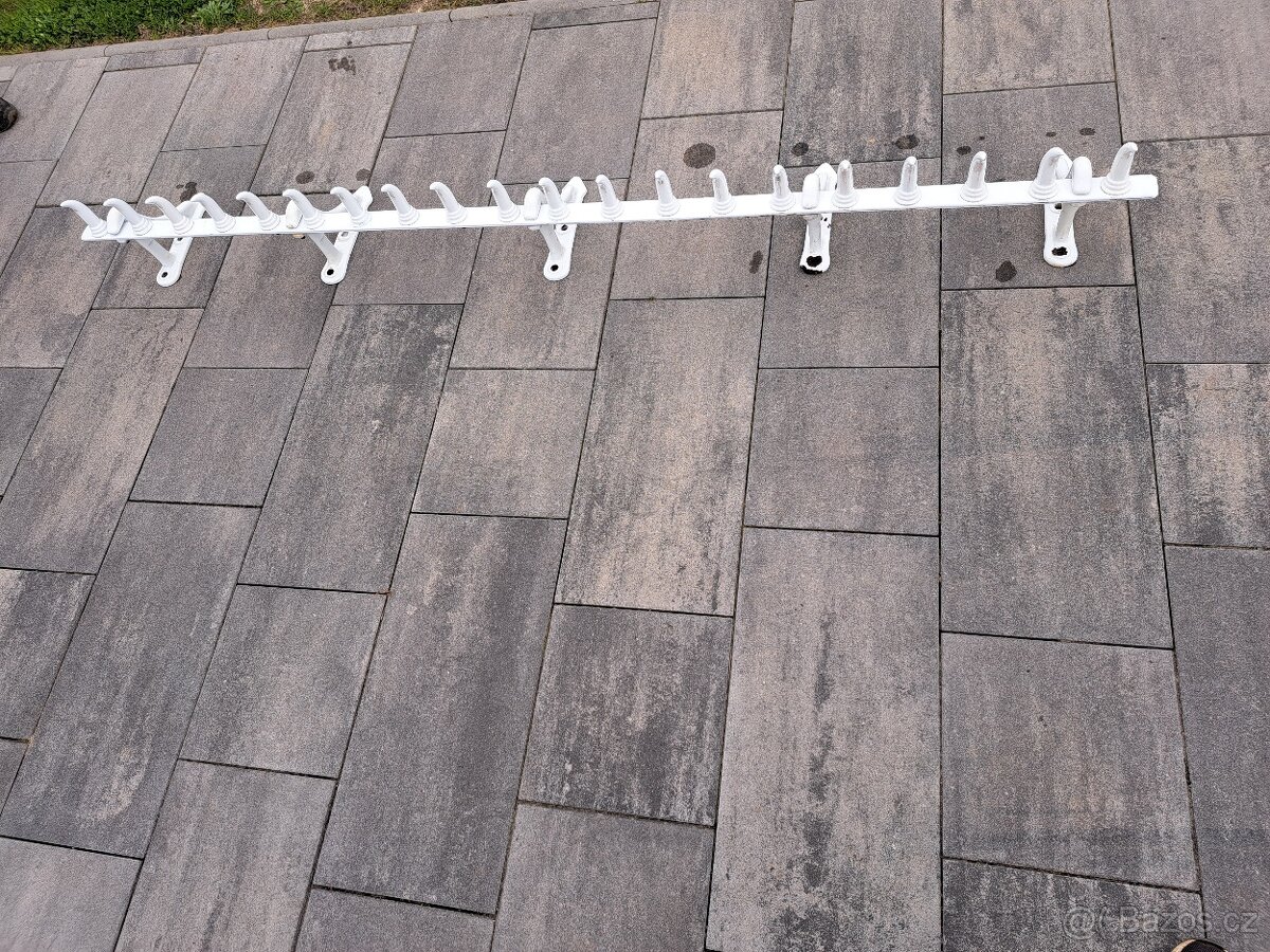 Řeznický věšák - 4