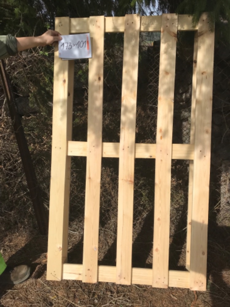 Prodám dřevěné palety - 4