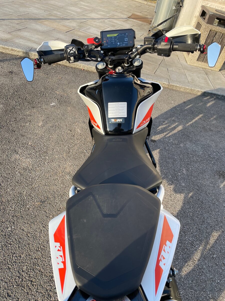 Ktm duke 390 - 4