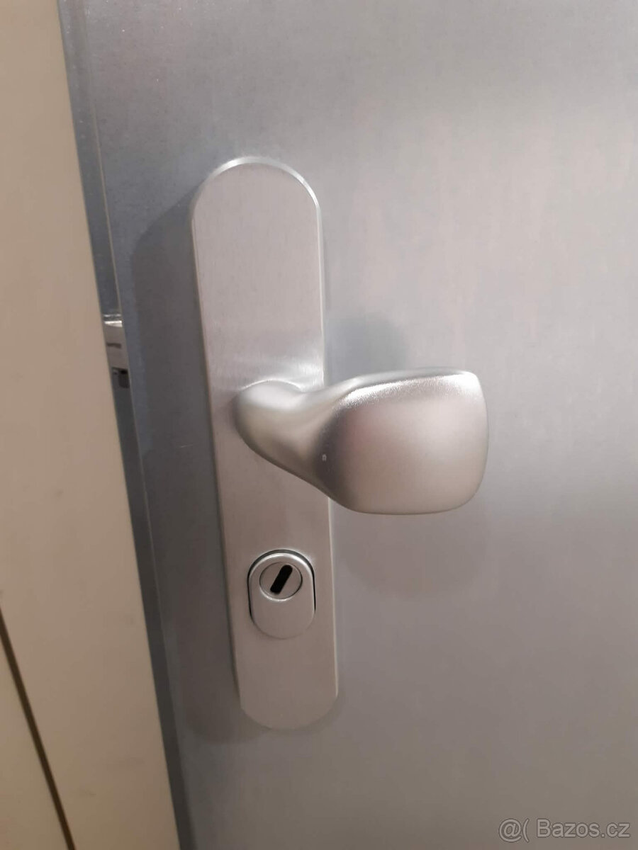 Plechove dvere 90 - 4