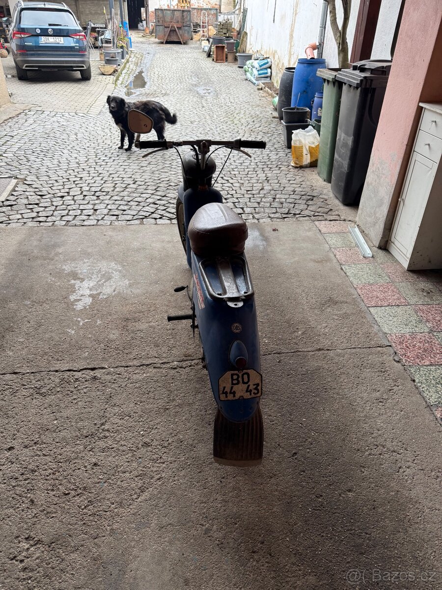 Jawa 555 - 4